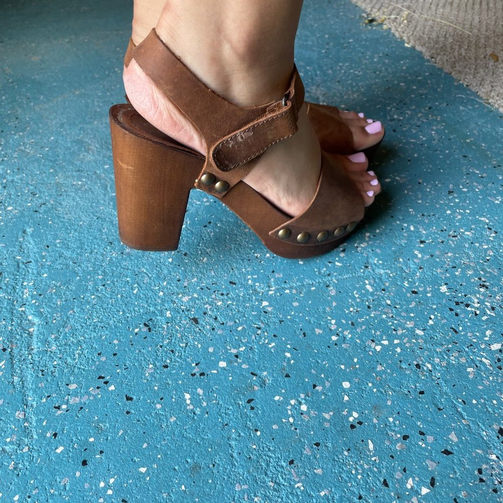 A. Giannetti brown wood studded clog block heel